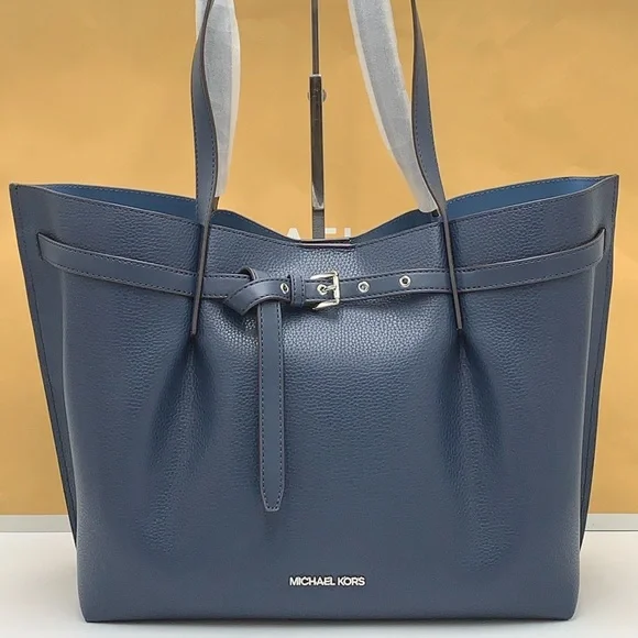 MICHAEL KORS OUTLETEmilia Large Pebbled Leather Tote BagCOLOR NAVYNWT